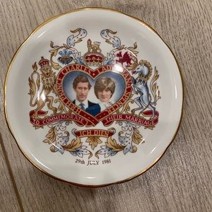 Commemorative Plate Prince Charles & Lady Diana Spencer Marriage 29th July 1981